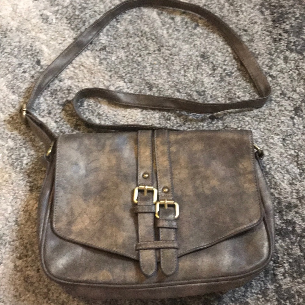 Crossbody purse